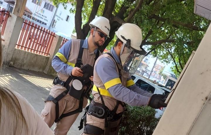 Conselho Tutelar na escuridão e sem estrutura, enquanto Furlan faz festa