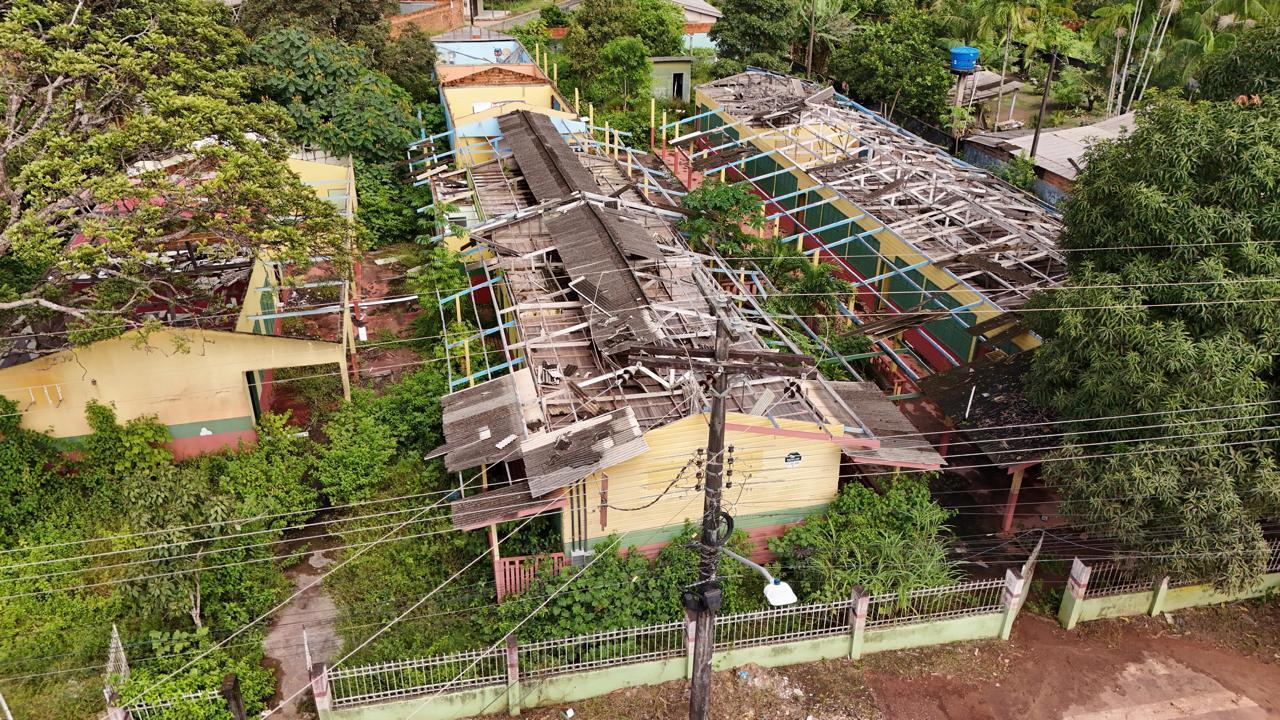 Pressionado, Furlan anuncia reconstrução da Escola Goiás após várias denúncias