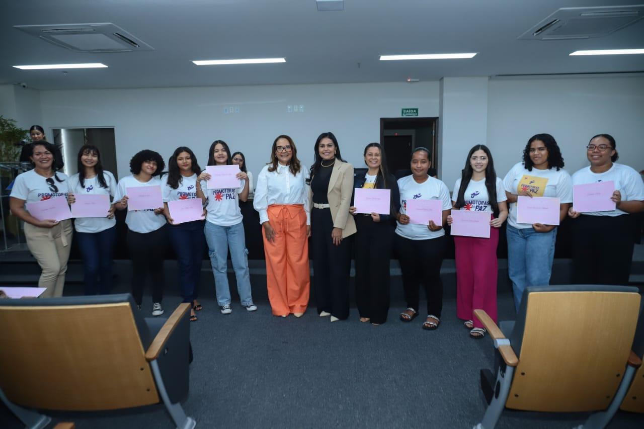 Assembleia Legislativa certifica mais de 100 mulheres como 