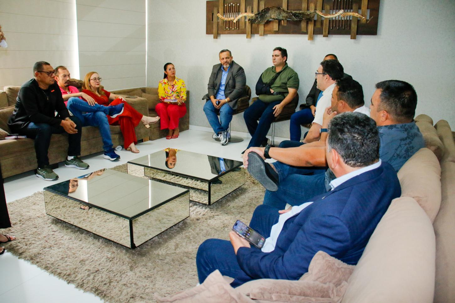 Sindicato dos Servidores Municipais busca apoio dos vereadores para discutir pautas da categoria