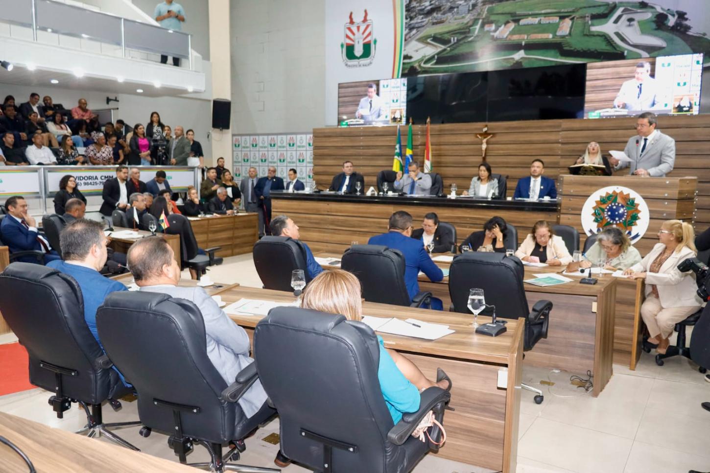 CMM abre ano legislativo de 2025 com foco em desenvolvimento e fiscalização