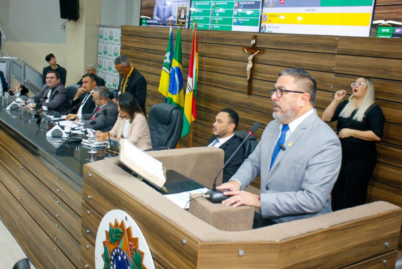 Macapá: Vereador Claudiomar Rosa é alvo de perseguição política, denuncia Sinsepeap