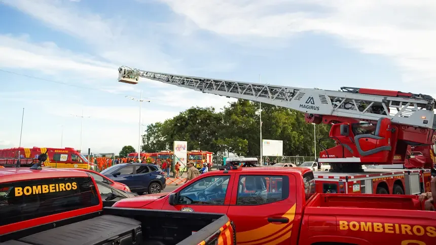 Maior entrega de viaturas do Corpo de Bombeiros reforça segurança no Amapá