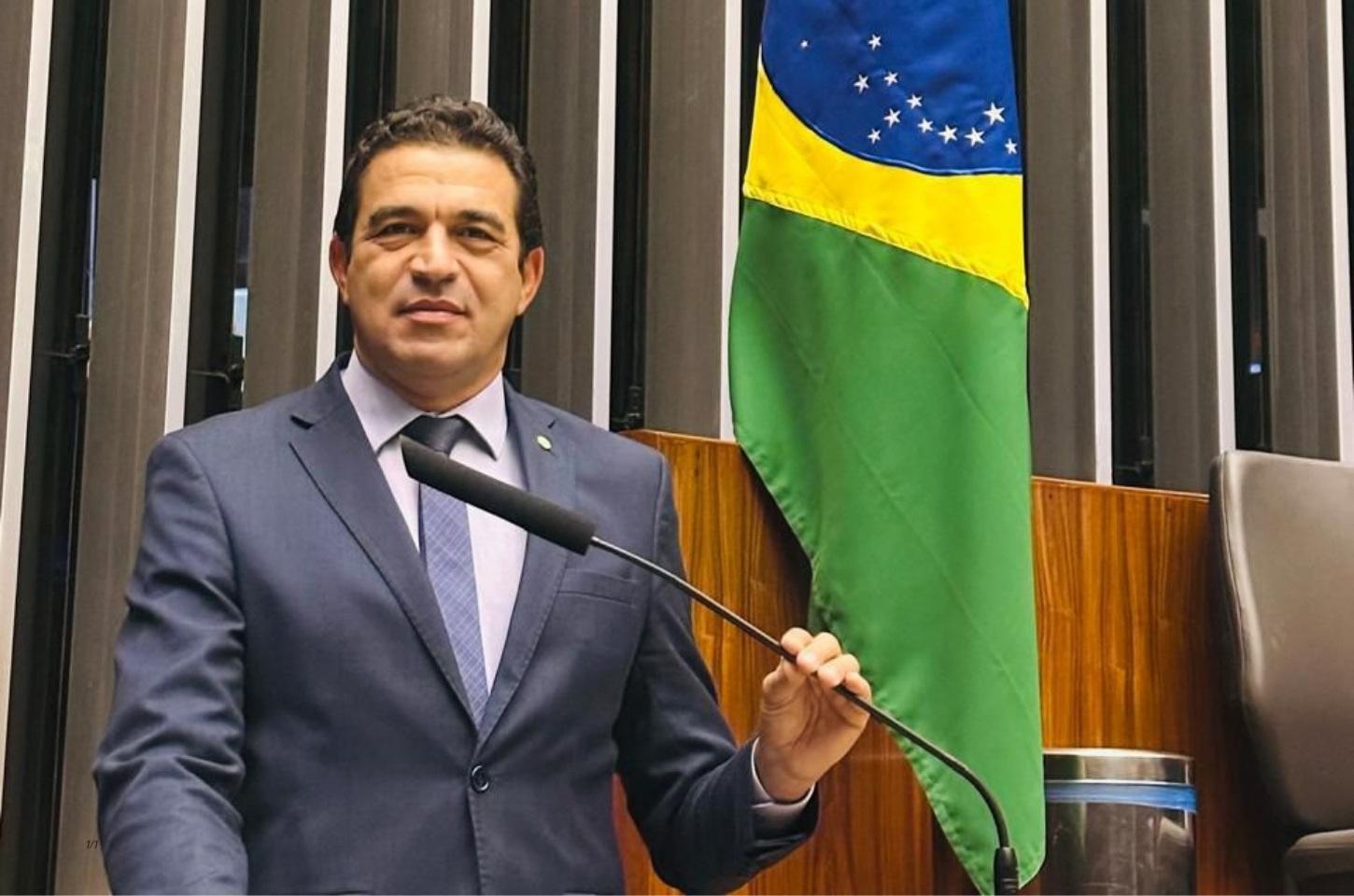 Deputado André Abdon contesta acusação do MPF sobre aluguel de veículos